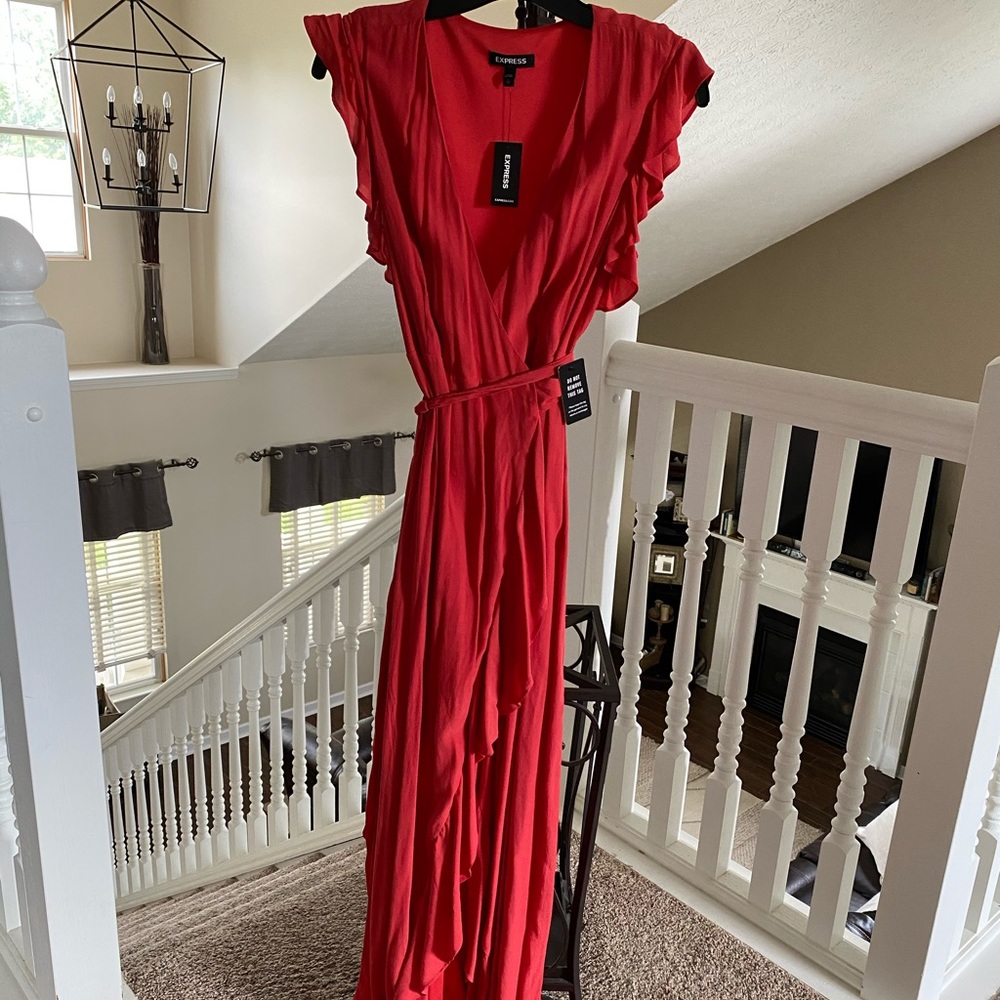 New Express flowing ruffle wrap dress